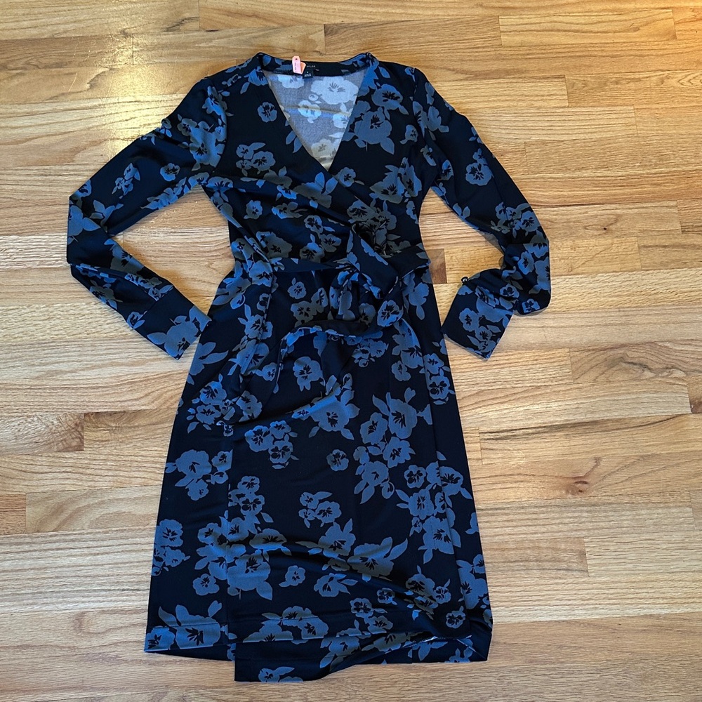Ann Taylor Floral Wrap Dress in Black and Blue